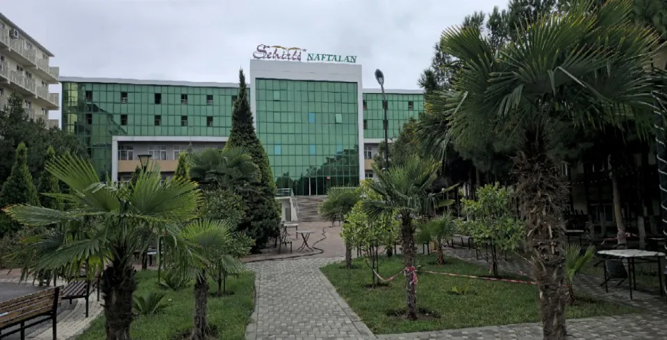 Sehirli Naftalan Sanatoriyası