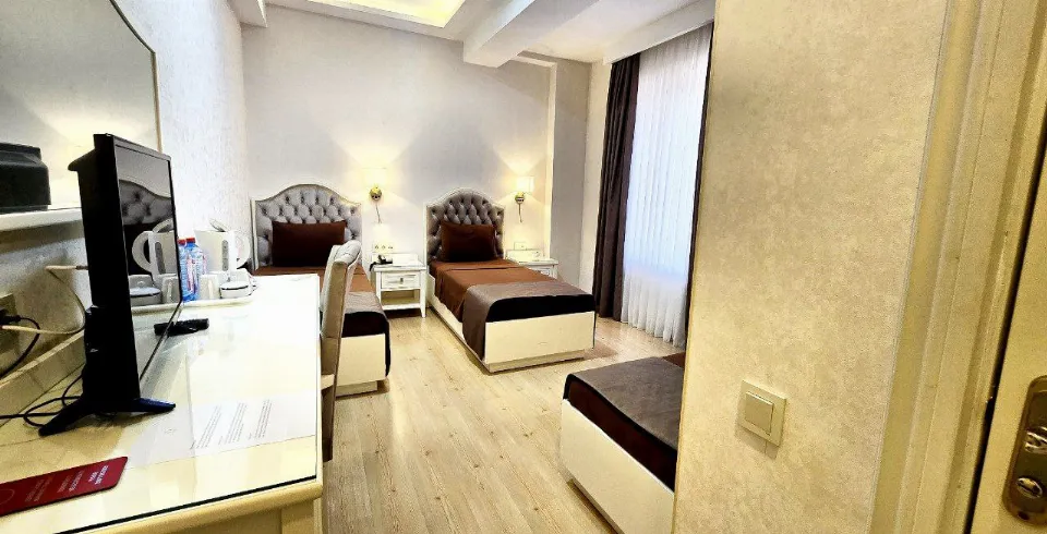 3 neferlik TRIPLE Otaq 